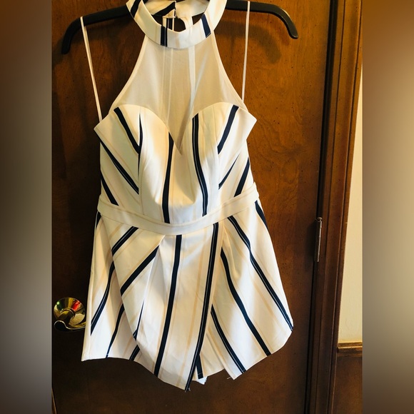 Luxxel size Large romper. Blue, white, tan stripes. Lined, mesh top. Sleeveless - Picture 6 of 7